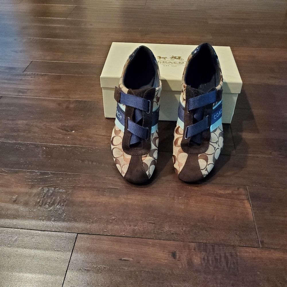 Coach Jenney Vintage Sneakers Size 9.5